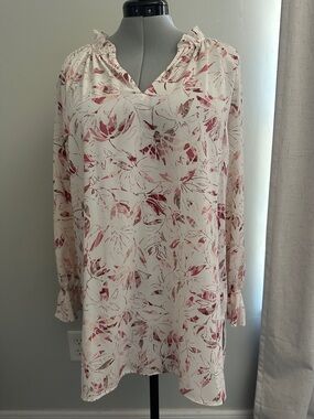 KAARI Blue Curvy Floral Blouse - Pink and Cream size XL